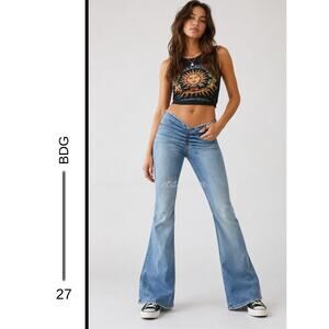 MSRP: $79 | ✨ BDG Bootcut Ruched Waist Light Wash Jeans Size 27✨SAME DAY SHIP